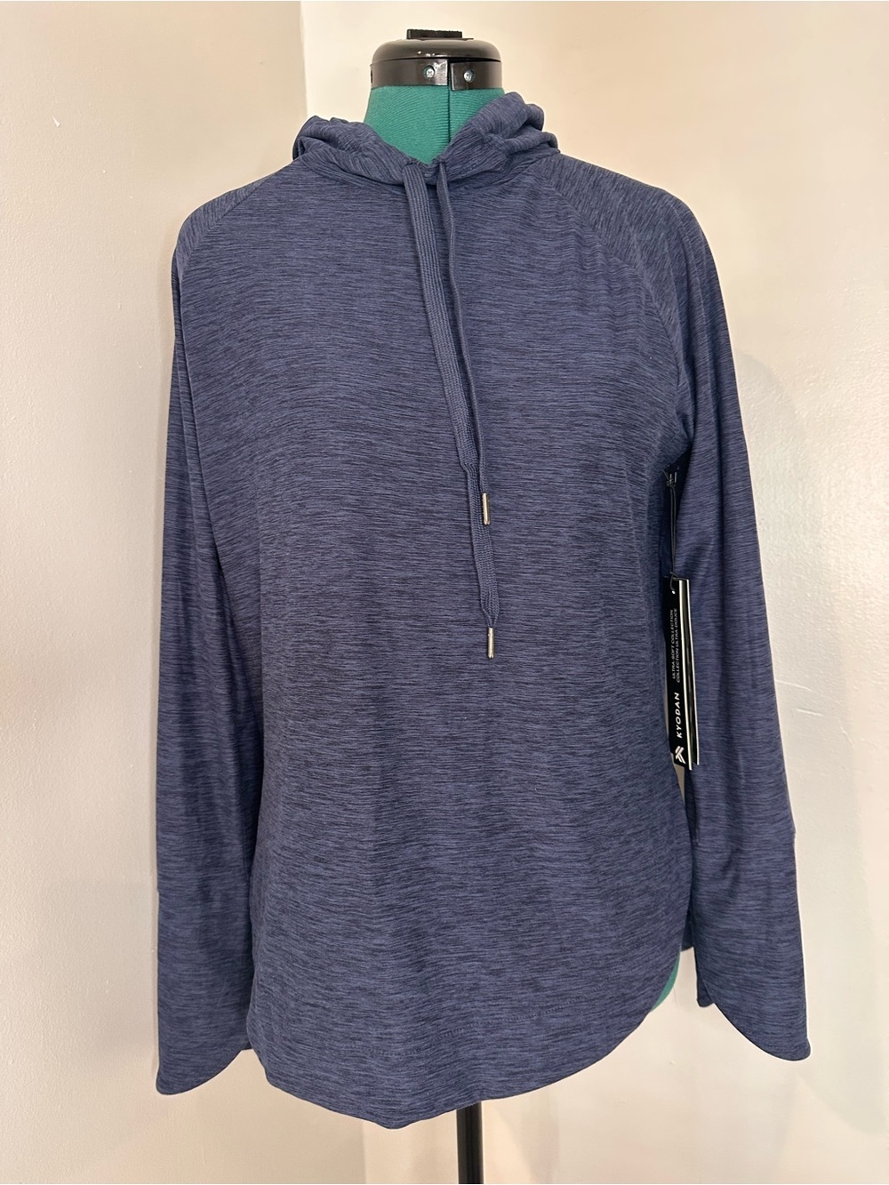 Kyodan Women's Long-Sleeve Hooded Active Tee in Navy Heather